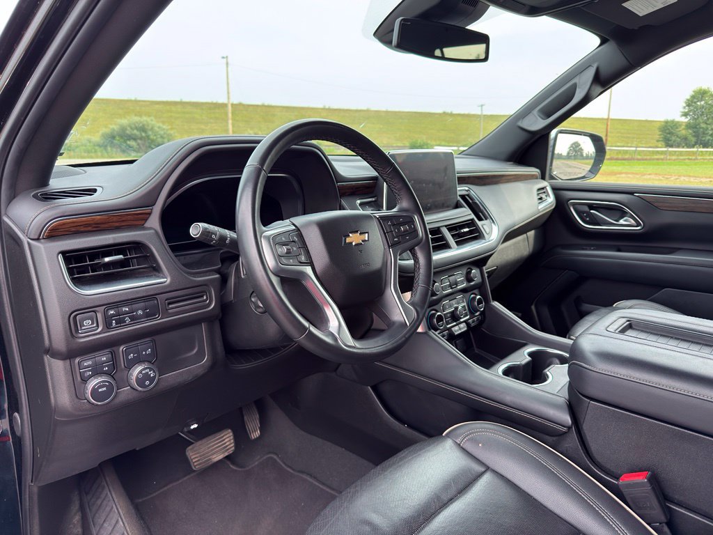 Used 2024 Chevrolet Tahoe Premier AWD/4WD image 27