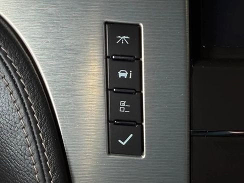 Used 2013 Cadillac Escalade ESV Platinum AWD/4WD image 41