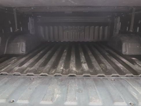 Used 2024 GMC Sierra 1500 AT4 w/ Technology Package image 31