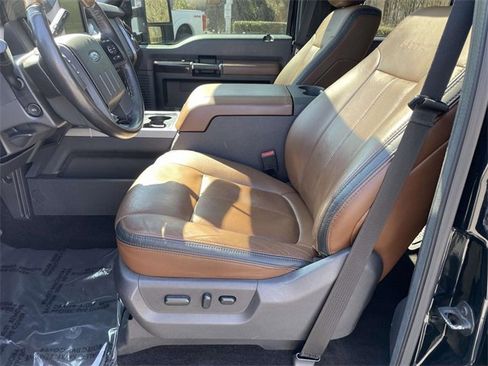 Used 2016 Ford F350 Platinum w/ FX4 Off-Road Package image 10