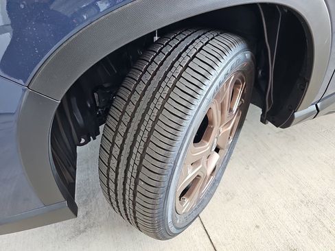 Certified 2025 Subaru Ascent Bronze Edition image 36