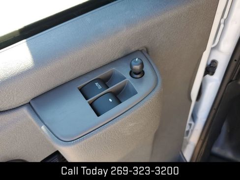 New 2025 GMC Savana 3500 Extended w/ Driver Convenience Package image 21