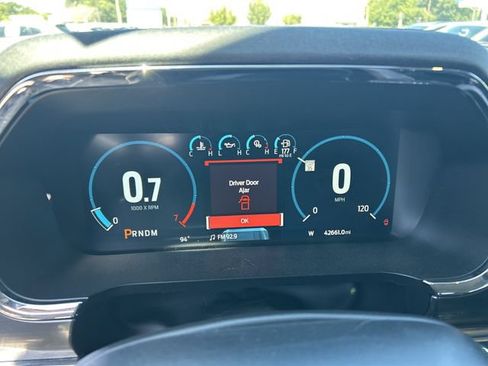 Used 2023 Ford F150 Lariat w/ Equipment Group 502A High AWD/4WD image 38