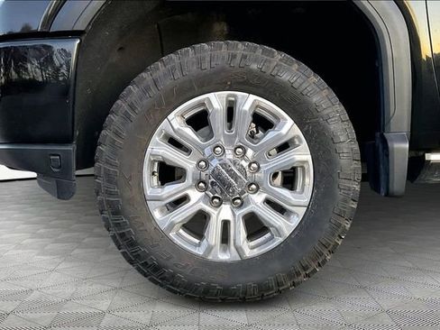 Used 2022 GMC Sierra 2500 Denali w/ Denali Ultimate Package image 22