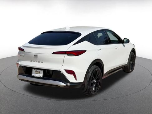 Used 2025 Buick Envista Sport Touring image 14