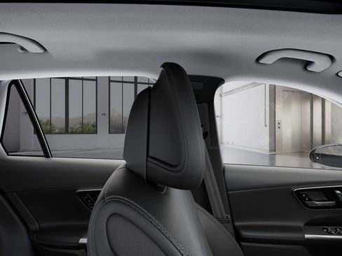 New 2026 Mercedes-Benz GLC 300 image 43
