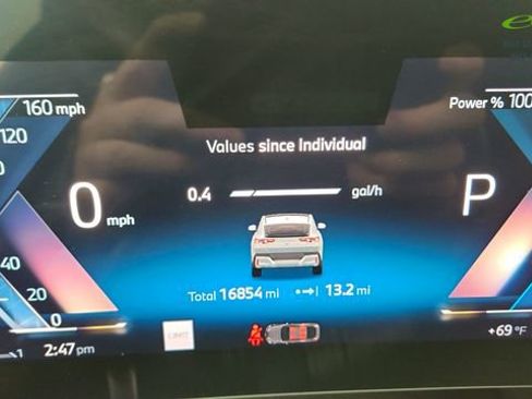 Used 2025 BMW X2 xDrive28i AWD/4WD image 39