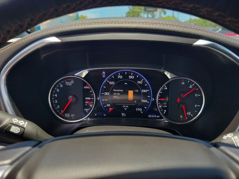 Used 2021 Chevrolet Blazer Premier w/ Driver Confidence II Package FWD image 33
