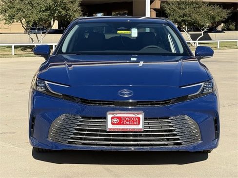 New 2026 Toyota Camry XLE image 8