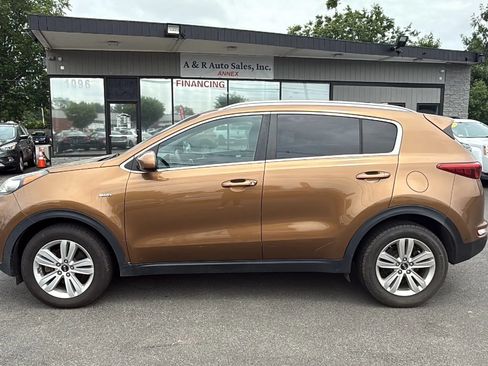 Used 2017 Kia Sportage LX w/ LX Popular Package AWD/4WD image 4