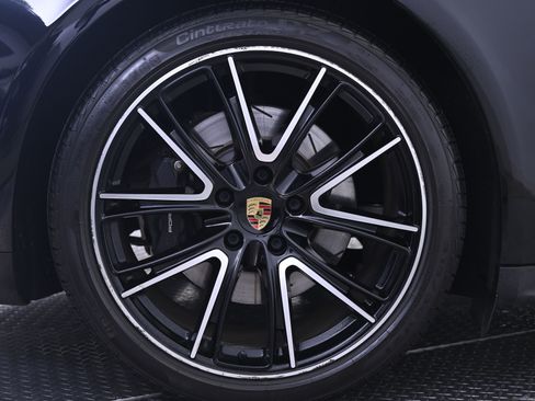 Certified 2020 Porsche Panamera RWD image 13