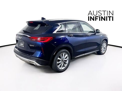 Certified 2022 INFINITI QX50 Luxe FWD image 9