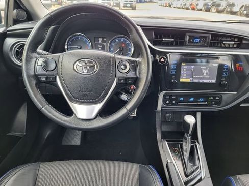 Used 2019 Toyota Corolla SE image 24