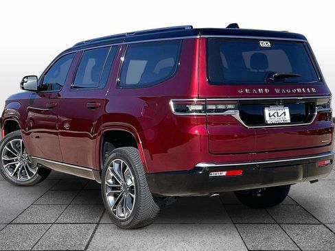 Used 2022 Jeep Grand Wagoneer Series III w/ Rear Seat Video Group 1 image 12