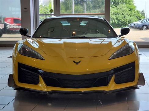 New 2025 Chevrolet Corvette Z06 w/ Z07 Performance Package image 8