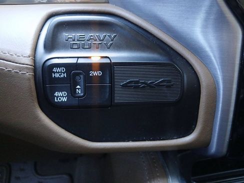 Used 2023 RAM 2500 Limited AWD/4WD image 5