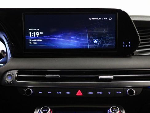 Used 2024 Hyundai Palisade Calligraphy image 15