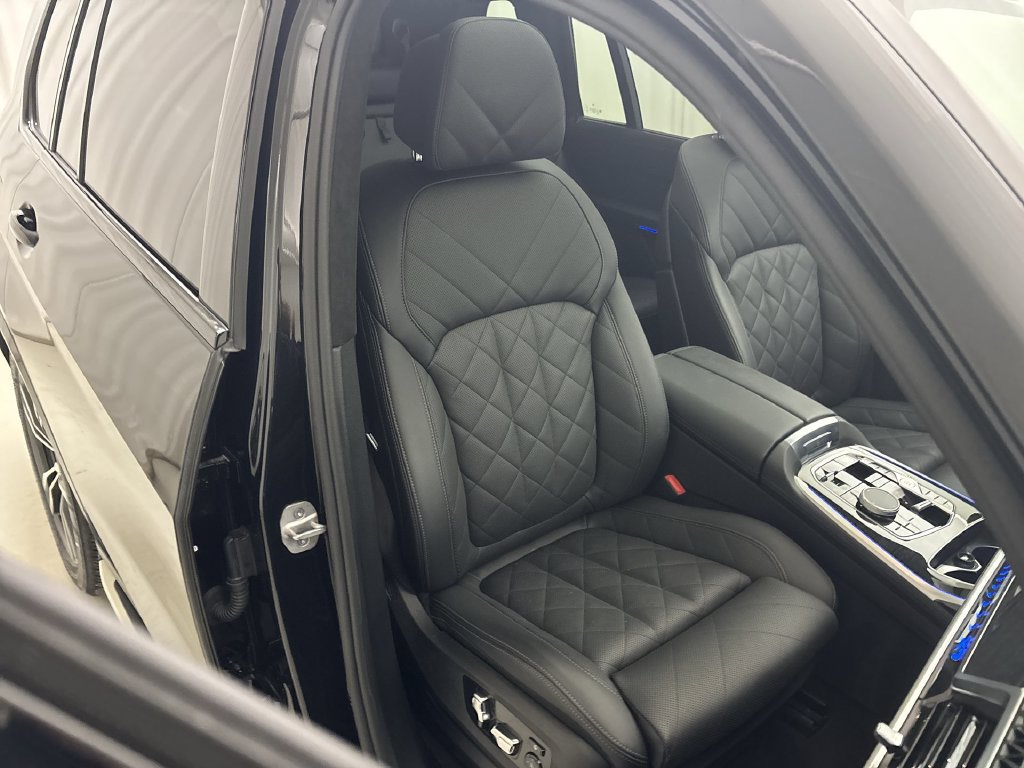 Certified 2026 BMW X7 xDrive40i AWD/4WD image 29