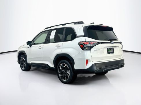 Used 2025 Subaru Forester Limited AWD/4WD image 5