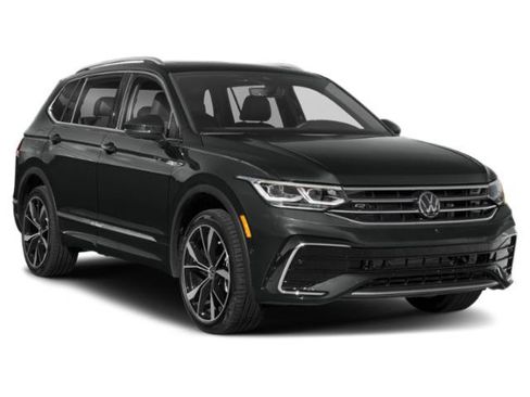 Used 2024 Volkswagen Tiguan SEL R-Line AWD/4WD image 6