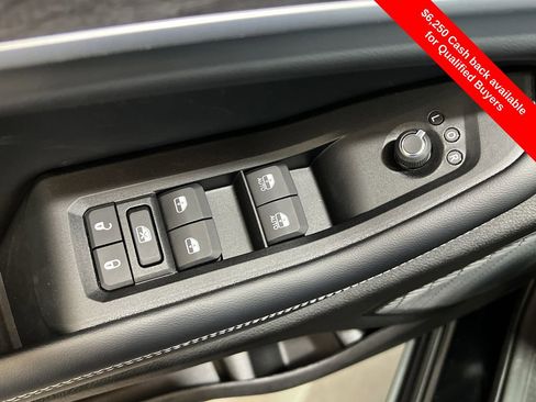 New 2025 Jeep Grand Cherokee Limited w/ Luxury Tech Group II image 19