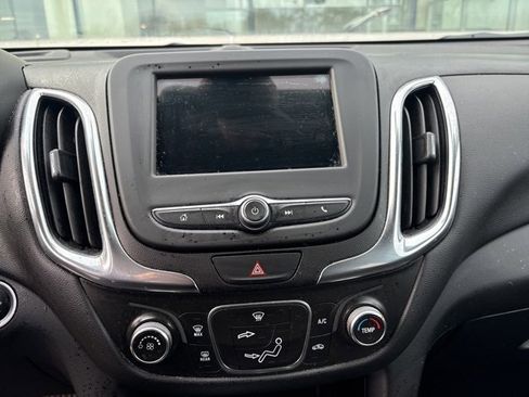 Used 2019 Chevrolet Equinox LT w/ LPO, Floor Liner Package image 4