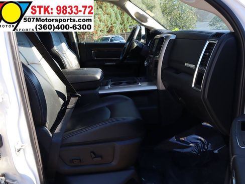 Used 2015 RAM 1500 Laramie AWD/4WD image 19
