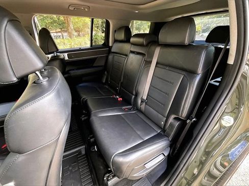 Used 2024 Hyundai Santa Fe Limited image 19