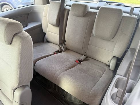 Used 2016 Honda Odyssey SE image 17