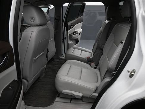Used 2021 GMC Acadia SLT FWD image 15