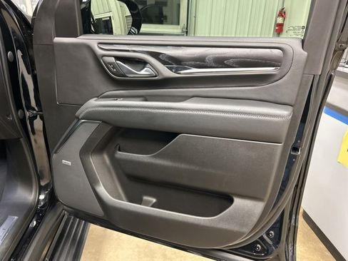 Used 2022 GMC Yukon Denali w/ Max Trailering Package image 23