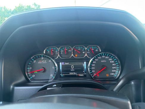 Used 2017 Chevrolet Silverado 1500 LTZ Z71 w/ LTZ Plus Package AWD/4WD image 30