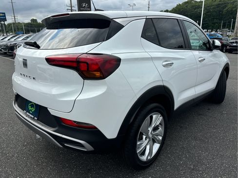 Certified 2024 Buick Encore GX Preferred FWD image 29