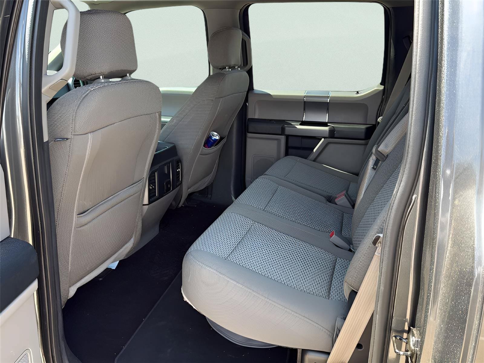 Used 2018 Ford F150 XLT w/ Equipment Group 301A Mid RWD image 7