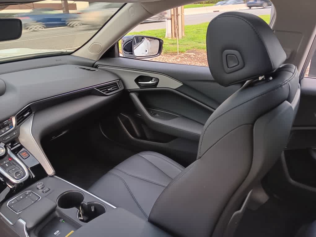 Used 2023 Acura TLX FWD image 12