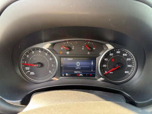 Used 2023 GMC Terrain SLE w/ Driver Convenience Package image 11