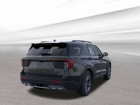 New 2026 Ford Explorer Active w/ Active Comfort Package AWD/4WD image 10