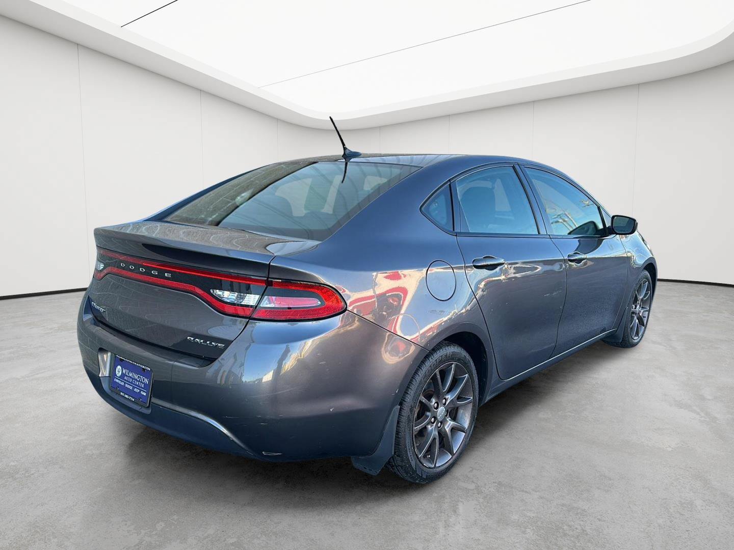 Used 2016 Dodge Dart SXT Sport w/ Premium Group FWD image 3