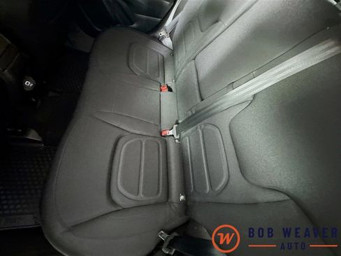 Used 2022 Jeep Renegade Latitude w/ Convenience Group image 25