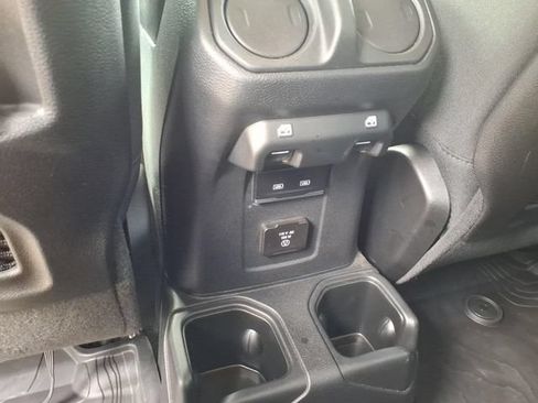 Used 2021 Jeep Wrangler Unlimited Rubicon AWD/4WD image 18