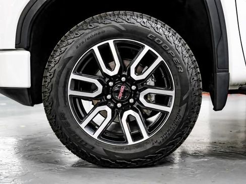 Used 2021 GMC Sierra 1500 AT4 w/ AT4 Preferred Package AWD/4WD image 59