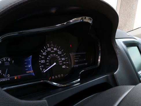 Used 2015 Lincoln MKT AWD w/ Equipment Group 201A image 26