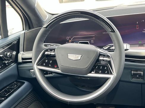 New 2025 Cadillac Escalade IQ Luxury 2 AWD/4WD image 12