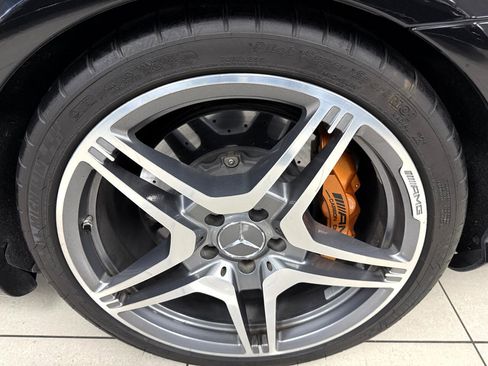 Used 2013 Mercedes-Benz E 63 AMG E63 AMG Sedan w/ AMG Performance Pkg image 43