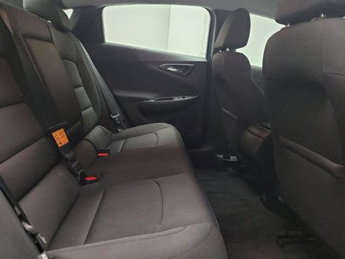 Used 2018 Chevrolet Malibu LS image 19