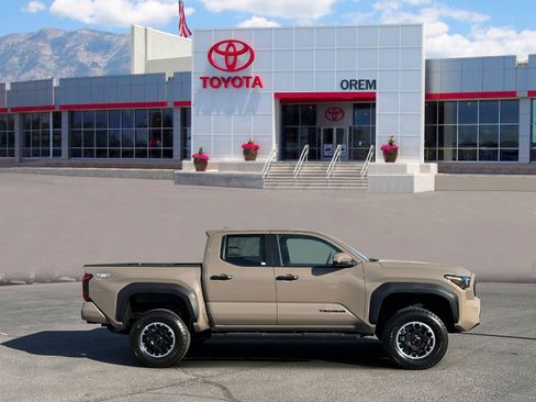 New 2026 Toyota Tacoma TRD Off-Road AWD/4WD image 3