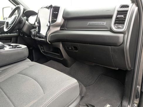 Used 2024 RAM 2500 Big Horn w/ Sport Appearance Package AWD/4WD image 6