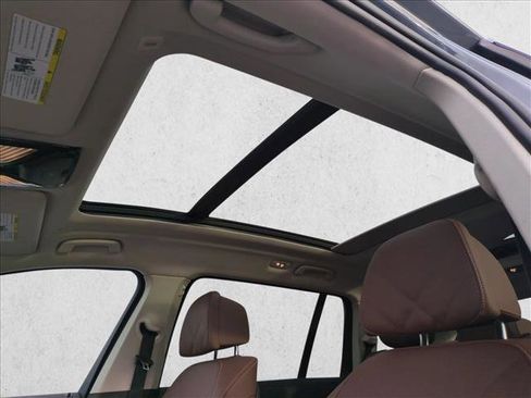 Certified 2024 BMW X7 xDrive40i w/ Parking Assistance Package image 16