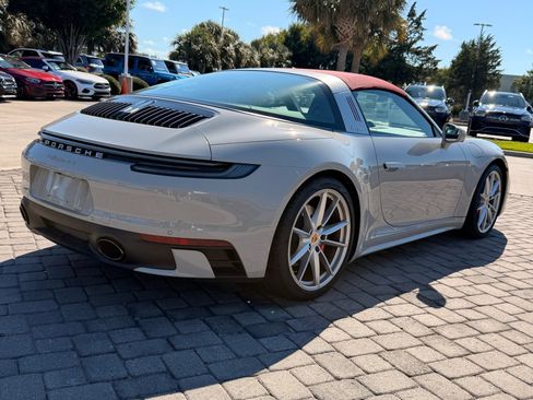 Used 2022 Porsche 911 Targa 4S AWD/4WD image 7