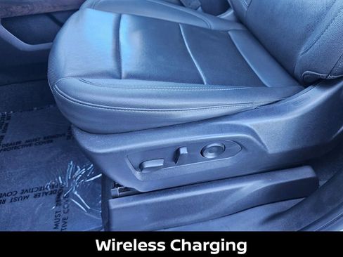 Used 2024 GMC Sierra 1500 SLT w/ SLT Premium Plus Package image 18